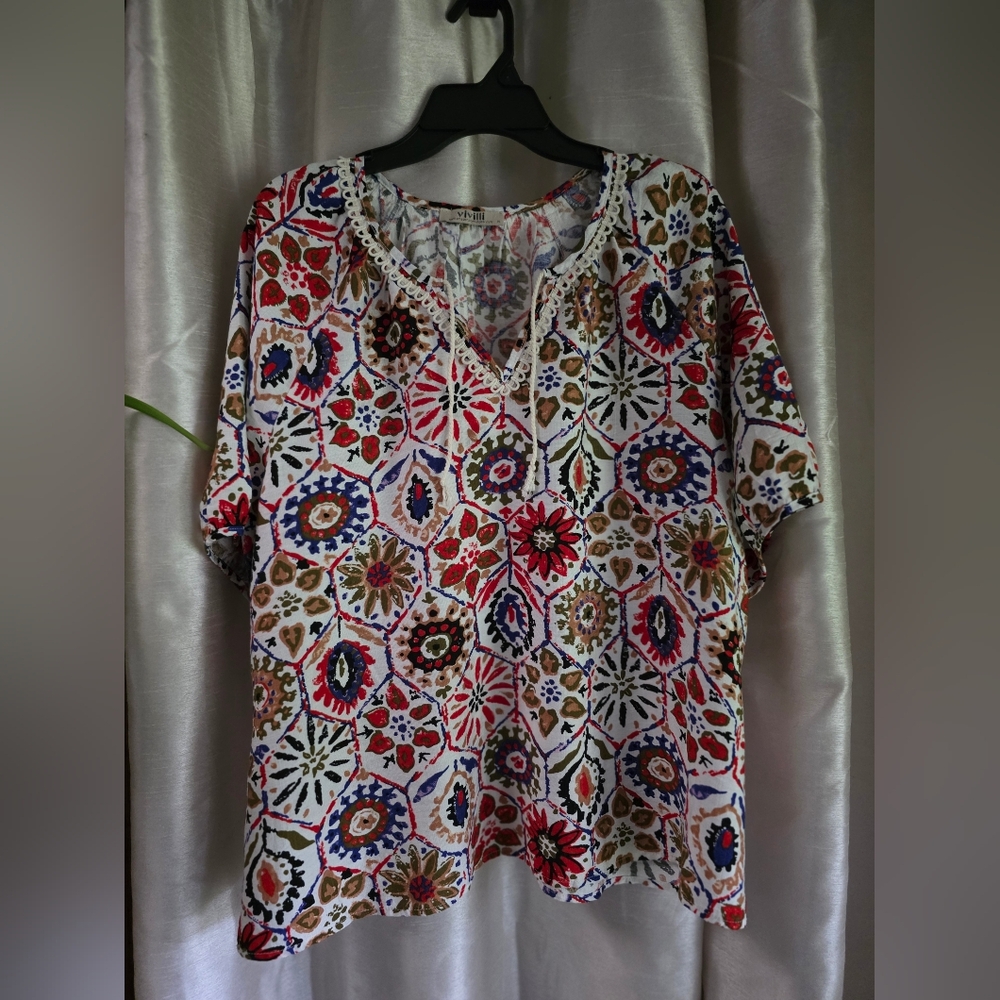 ViVI Multicolor Floral Women's Blouse
